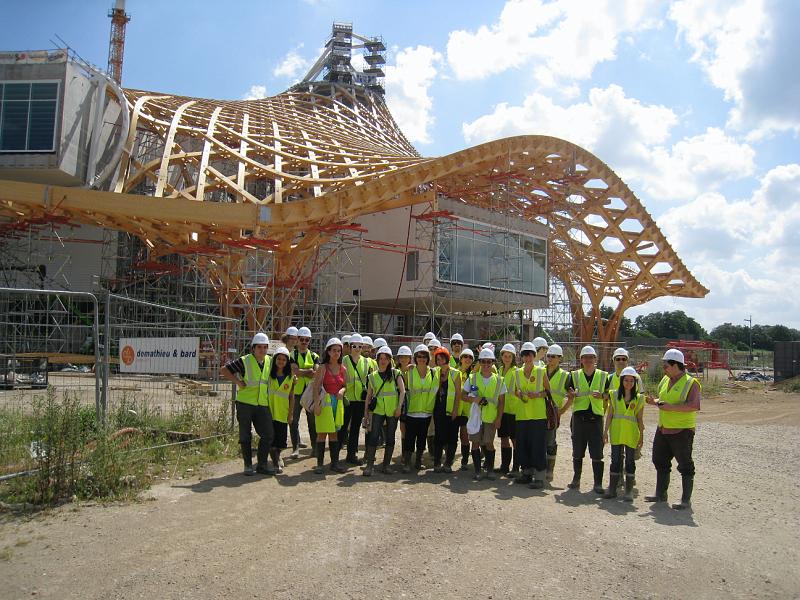IMG_4968.JPG - Visite du chantier avec les stagiaires 2009 d'Acanthes -  Centre Pompidou Metz